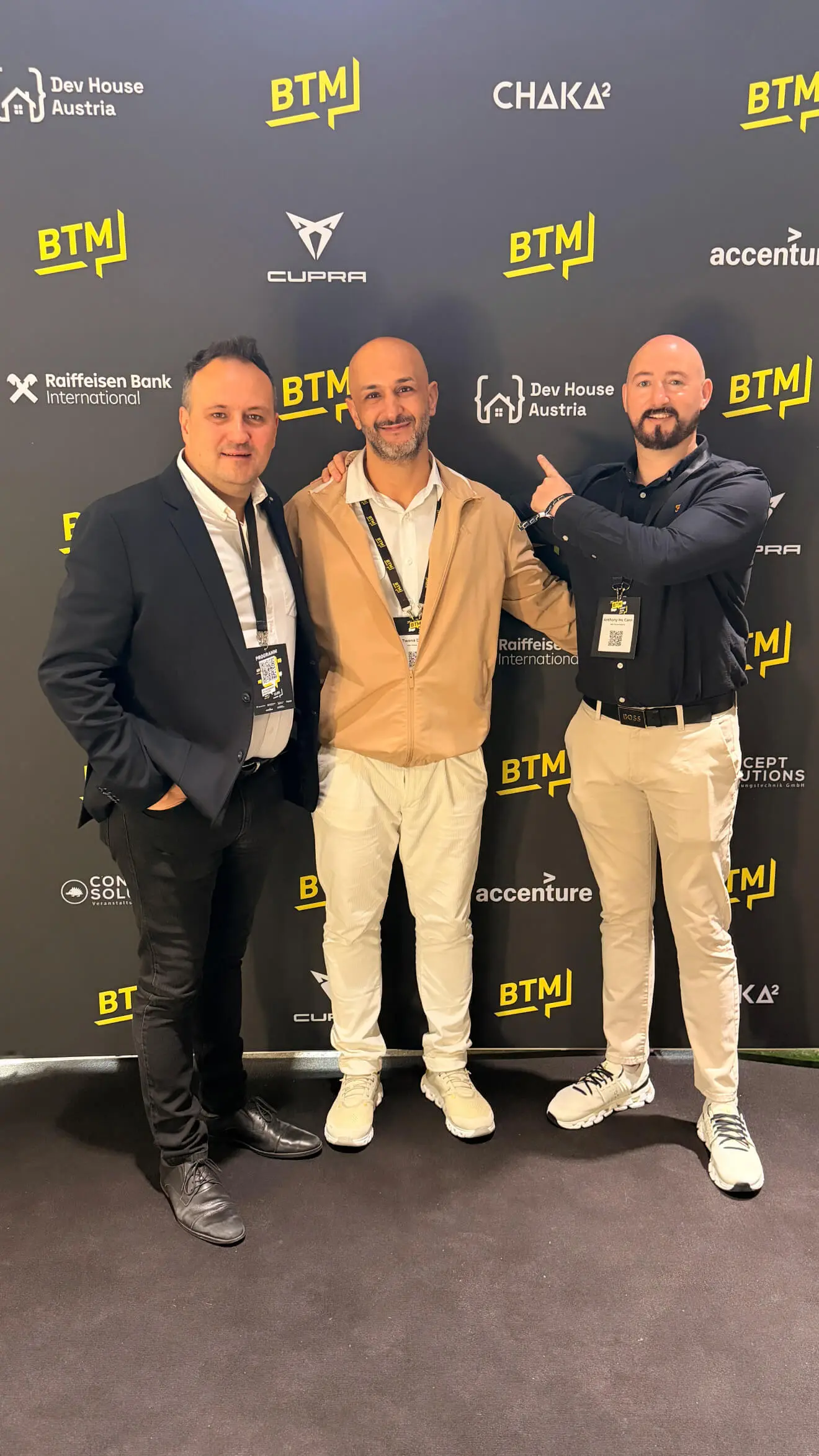 Team-Zusammenkunft im Wiener Studio